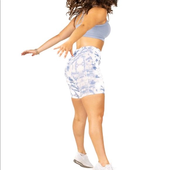 Vigorous Apparel biker shorts - Picture 2 of 6